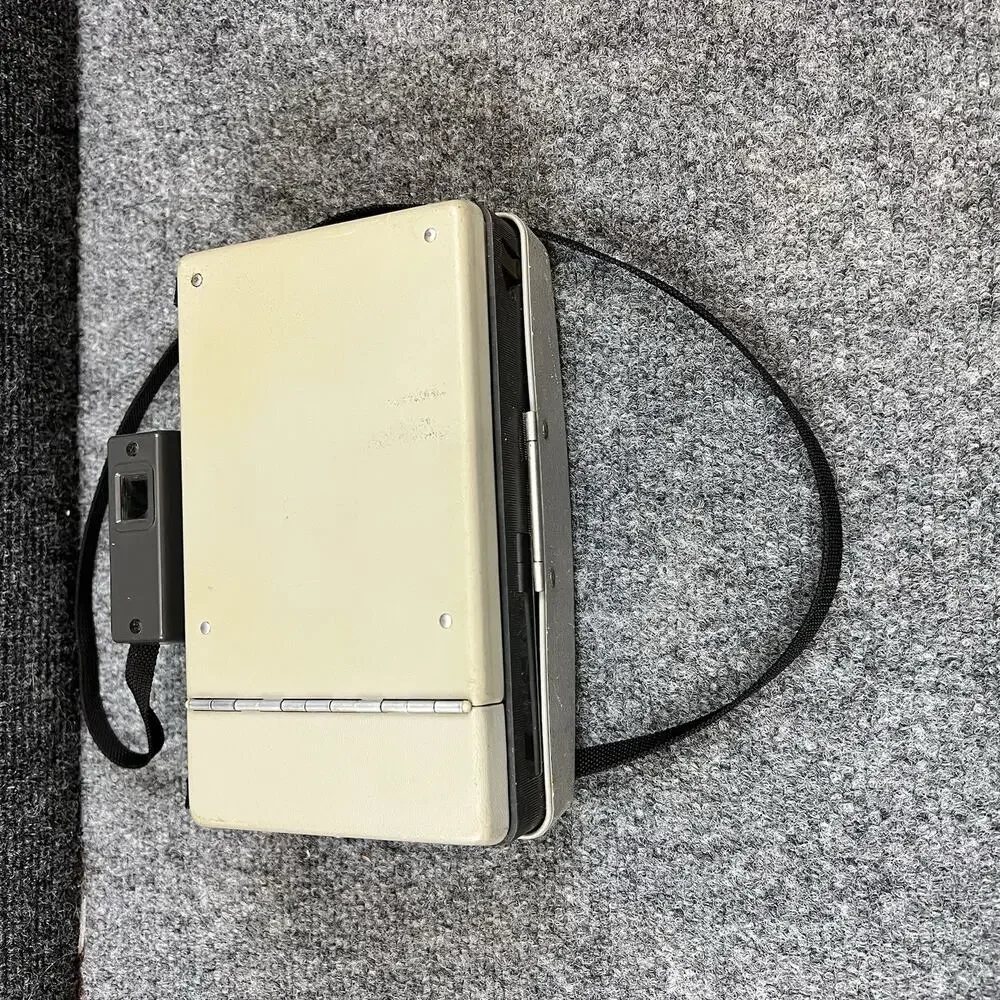 Vintage Polaroid Automatic 210 Instant Film Land Camera (Untested / For Parts)